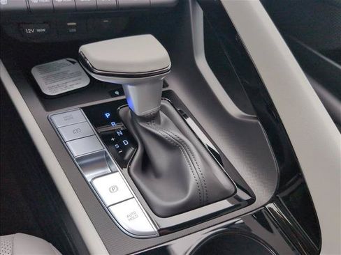 New 2026 Hyundai Elantra Limited FWD image 15