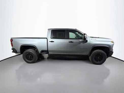 New 2026 Chevrolet Silverado 2500 ZR2 AWD/4WD image 4