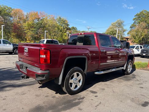 Used 2015 GMC Sierra 2500 Denali w/ Suspension Package, Off-Road image 7