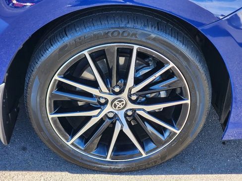 Used 2023 Toyota Camry SE image 9