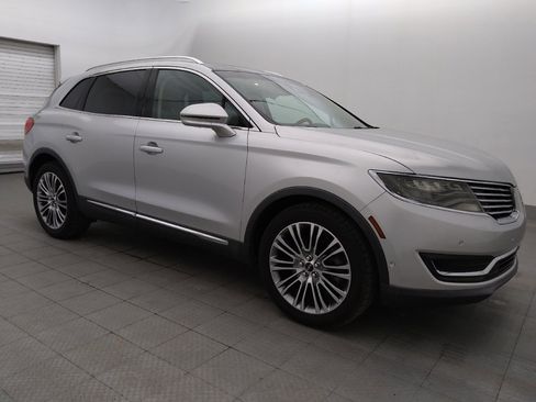 Used 2016 Lincoln MKX Reserve w/ Luxury Package FWD image 11
