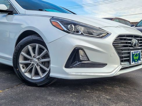 Used 2019 Hyundai Sonata SE image 2