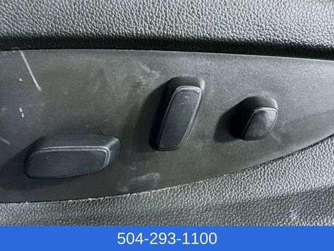 Used 2020 GMC Yukon SLE w/ SLE Value Package image 19