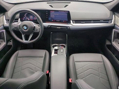 Used 2025 BMW X1 xDrive28i AWD/4WD image 24