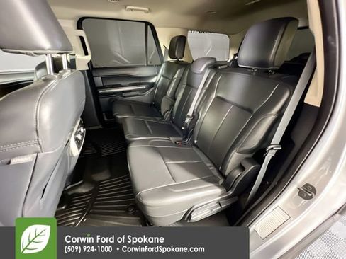 Used 2022 Ford Expedition XLT AWD/4WD image 32