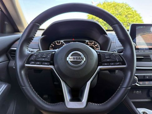 Used 2020 Nissan Altima 2.5 SR FWD image 23