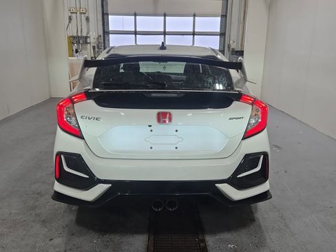 Used 2019 Honda Civic Sport image 5