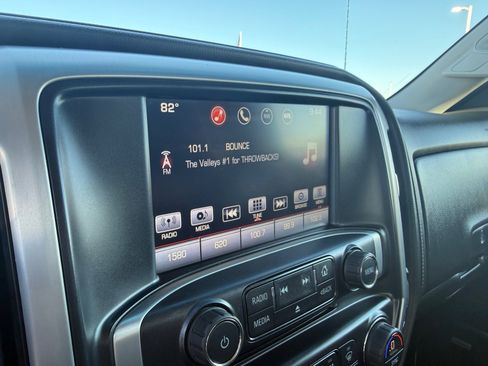 Used 2017 GMC Sierra 1500 SLT w/ SLT Premium Package image 18