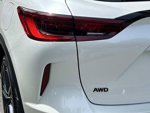 Used 2025 INFINITI QX50 Sport AWD/4WD image 12