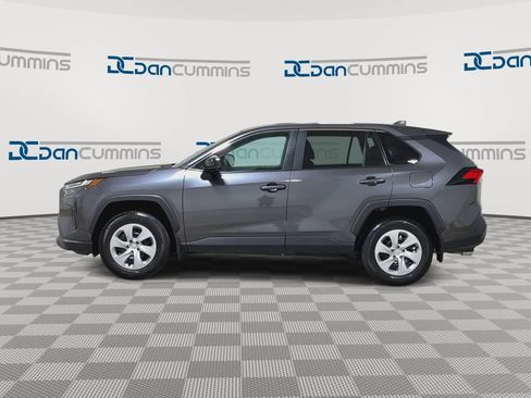 Used 2024 Toyota RAV4 LE FWD image 5
