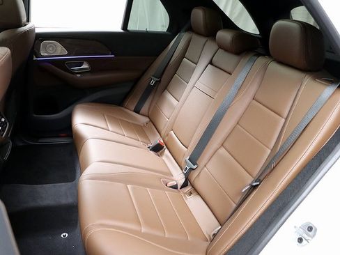 Used 2024 Mercedes-Benz GLE 350 4MATIC w/ Driver Assistance Package image 12