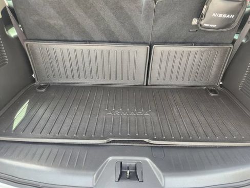 Used 2022 Nissan Armada SV w/ SV Appearance Package RWD image 28