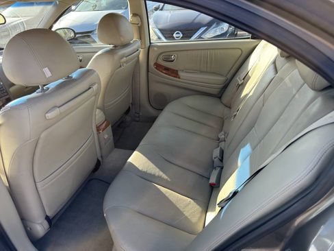 Used 2002 INFINITI I35 FWD image 9