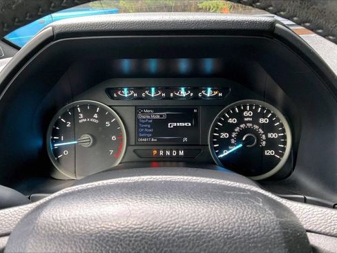 Used 2020 Ford F150 XLT w/ Equipment Group 302A Luxury AWD/4WD image 10