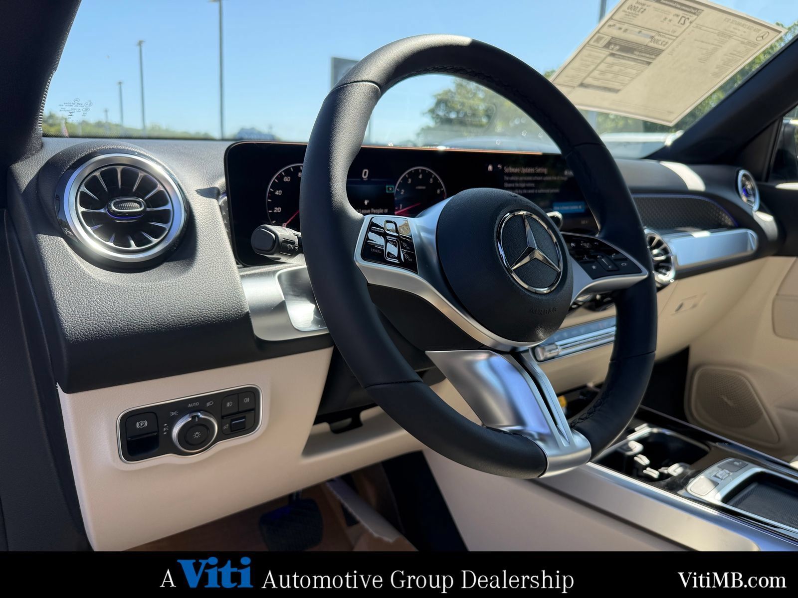 New 2026 Mercedes-Benz GLB 250 4MATIC image 12