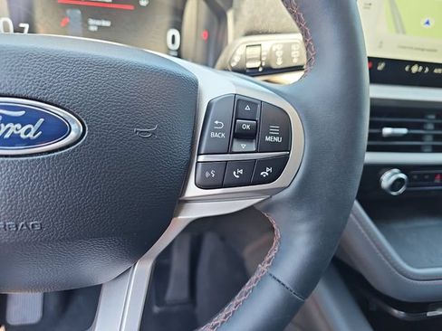 Certified 2025 Ford Explorer Active w/ Active Comfort Package RWD image 22