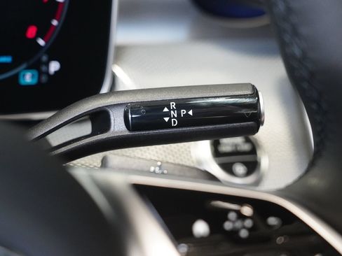 Used 2024 Mercedes-Benz CLE 300 4MATIC Cabriolet image 23