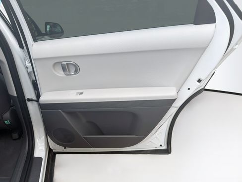Used 2024 Hyundai Ioniq 5 SEL AWD/4WD image 30