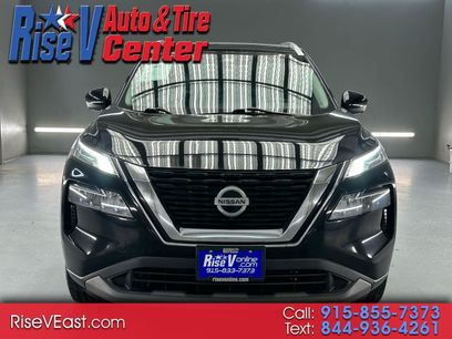 Used 2021 Nissan Rogue SV w/ Premium Package