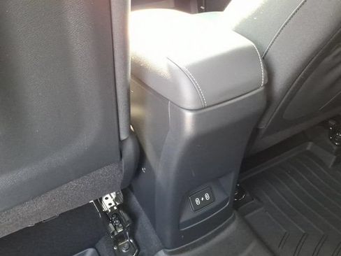 Used 2025 Kia Soul EX FWD image 12