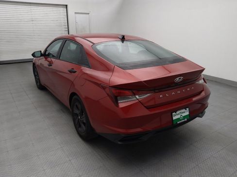 Used 2021 Hyundai Elantra SEL w/ Cargo Package FWD image 5