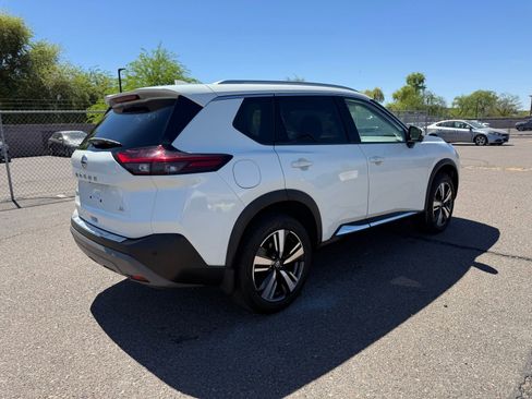 Certified 2021 Nissan Rogue SL w/ Premium Package image 5