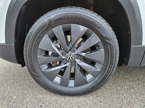 Used 2022 Volkswagen Taos S AWD/4WD image 8