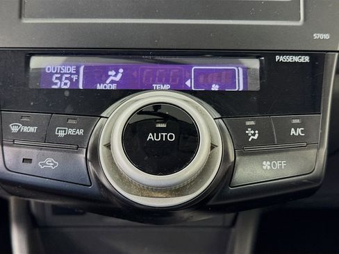 Used 2014 Toyota Prius V Two image 16