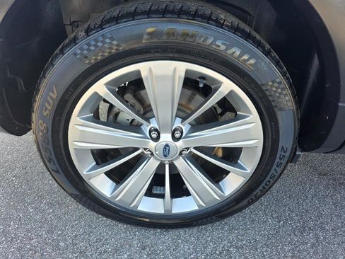 Used 2018 Ford Explorer Limited w/ Equipment Group 301A image 22