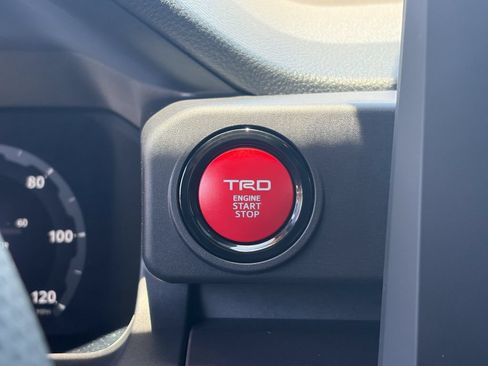 Certified 2026 Toyota Tacoma TRD Sport AWD/4WD image 33