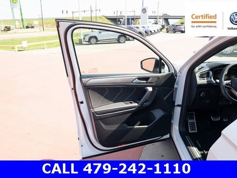 Certified 2023 Volkswagen Tiguan SE R-Line image 11