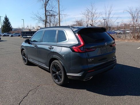 Used 2023 Honda CR-V Sport Touring image 3