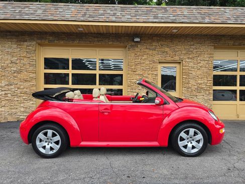 Used 2004 Volkswagen Beetle GLS FWD image 5