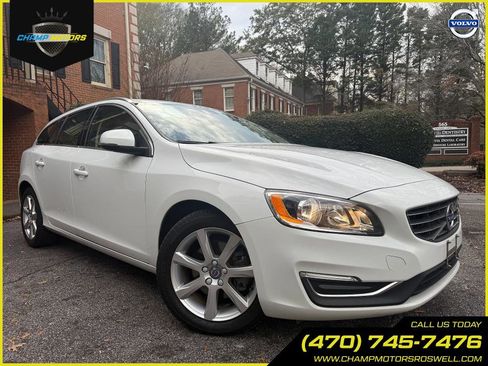 Used 2016 Volvo V60 T5 Premier image 5