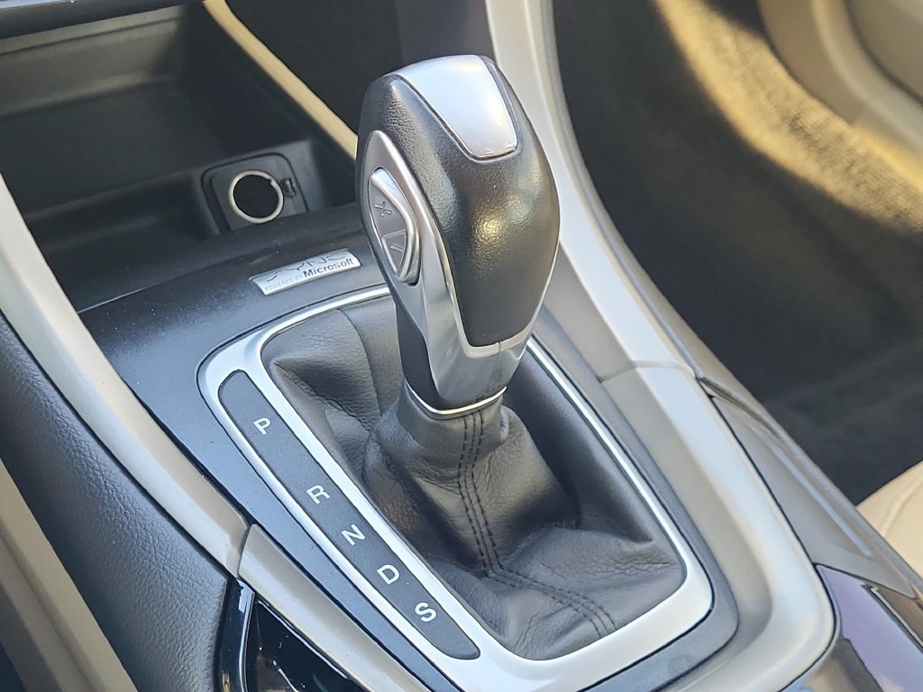 Used 2013 Ford Fusion SE FWD image 32