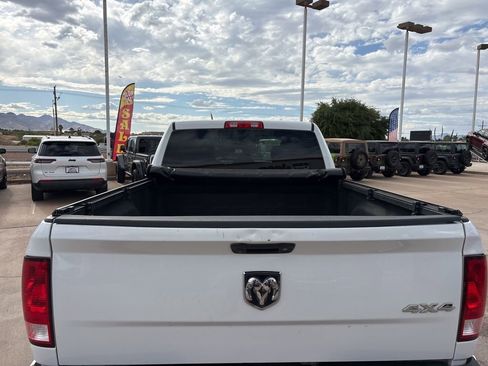 Used 2018 RAM 2500 Tradesman w/ Chrome Appearance Group AWD/4WD image 43