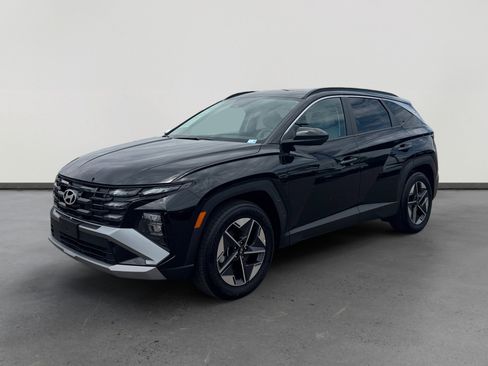 Used 2025 Hyundai Tucson SEL FWD image 1