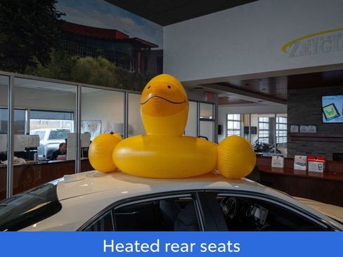 Certified 2019 Toyota Highlander Limited Platinum image 35