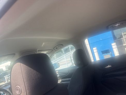 Used 2018 Chevrolet Equinox LT FWD image 15