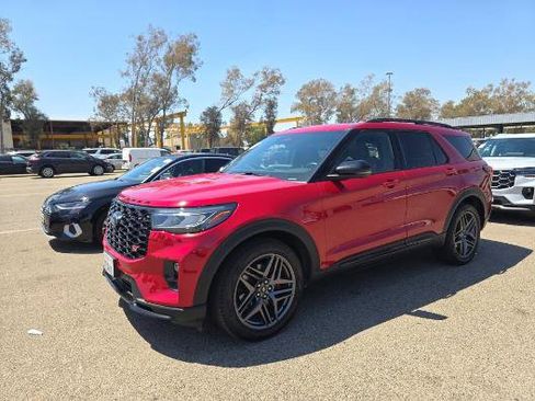 Certified 2025 Ford Explorer ST w/ Sun And Sound Package AWD/4WD image 1