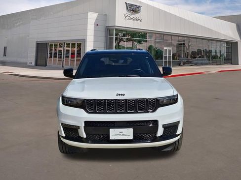 Used 2024 Jeep Grand Cherokee L Summit w/ High Altitude Package image 2