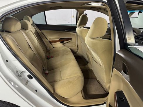 Used 2009 Honda Accord EX image 37