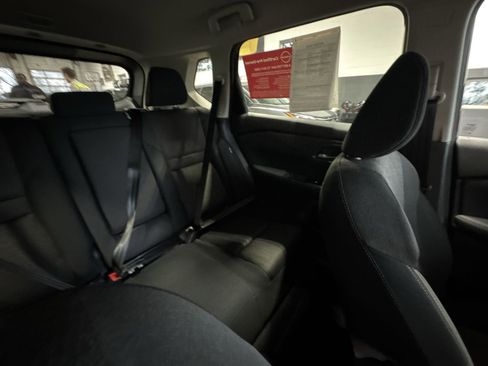 Certified 2026 Nissan Rogue SV AWD/4WD image 7