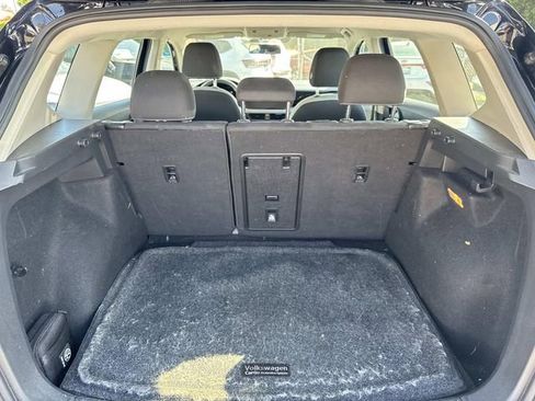 Certified 2022 Volkswagen Taos S image 5