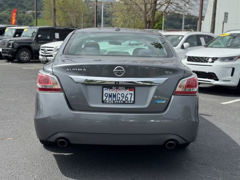 Used 2014 Nissan Altima 2.5 SV image 7