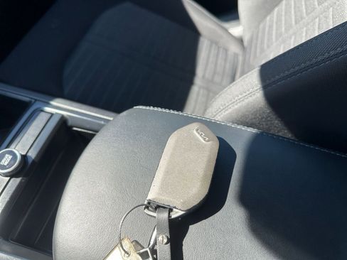 Used 2025 Kia K5 LXS image 21