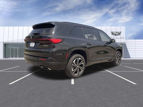 Used 2025 Buick Enclave Sport Touring AWD/4WD image 8
