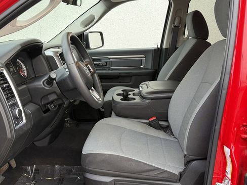 Used 2024 RAM 1500 Classic SLT image 14