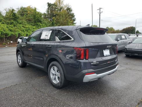 New 2026 Kia Sorento LX image 4