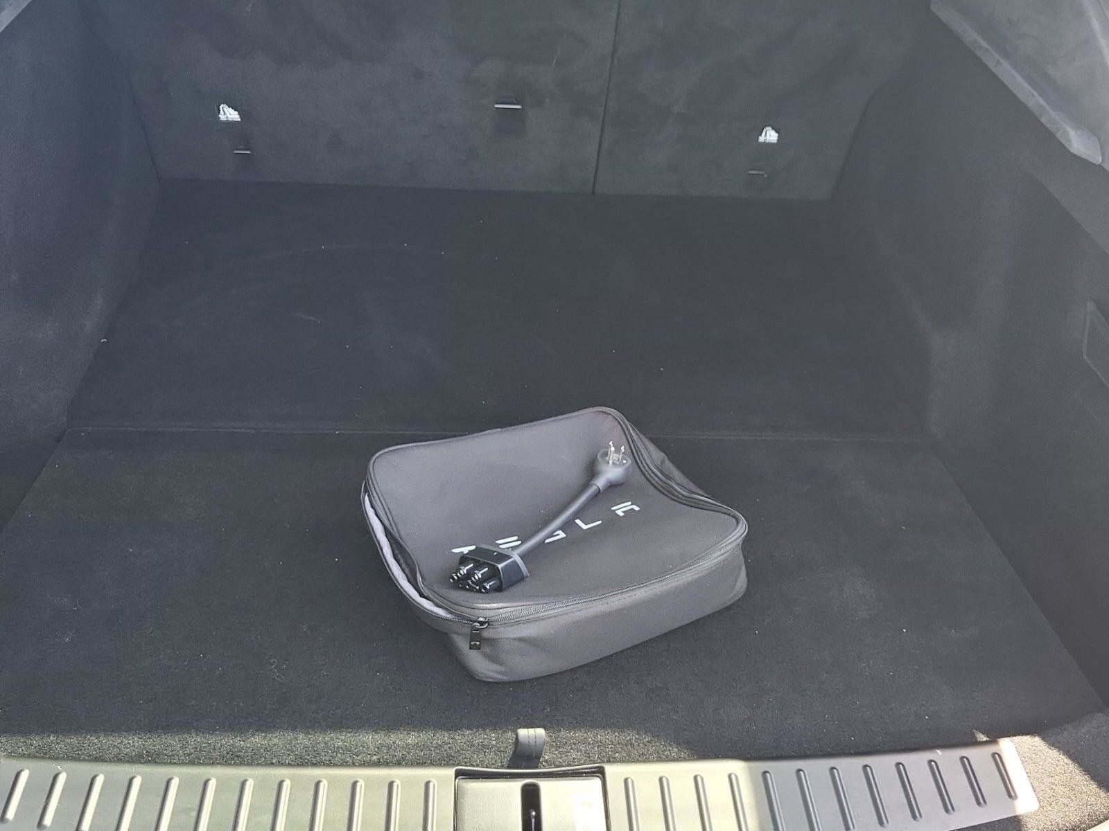 Used 2022 Tesla Model S AWD/4WD image 10
